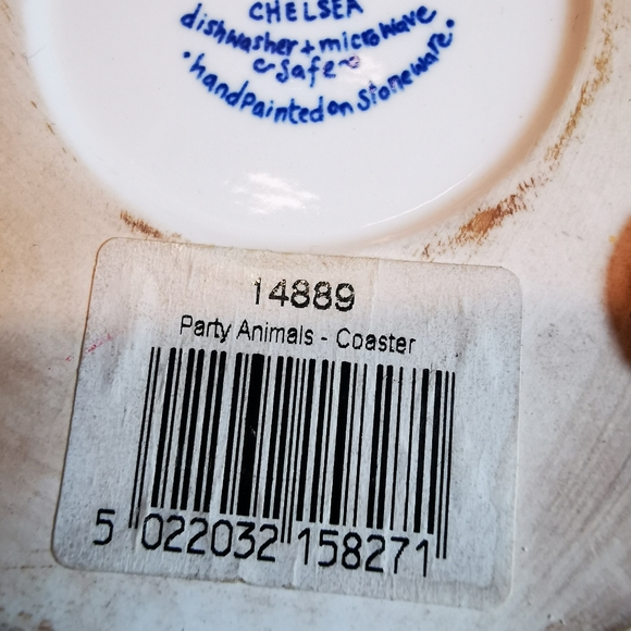 Beth for Whittard of Chelsea Hand-painted Stoneware Coaster Cats Out On The Tile - Picture 9 of 13